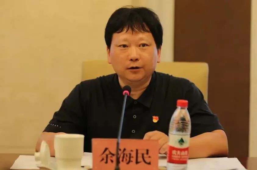 崇外商會聯(lián)合黨委書記、商會會長丁一參加崇外街道黨建協(xié)調(diào)委員會全體會議并代表成員單位進(jìn)行發(fā)言